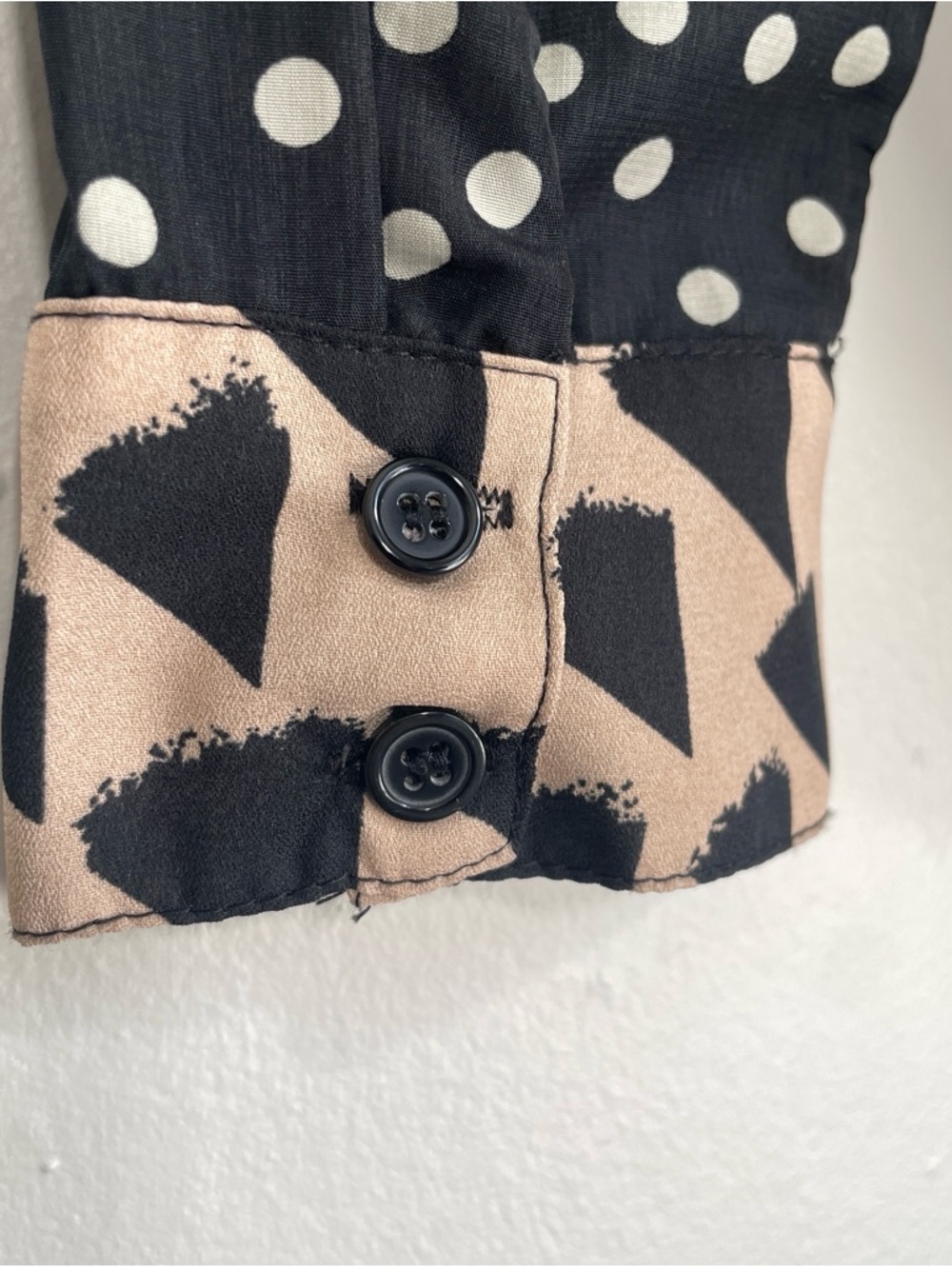 Karlie Polka Dot Colorblock Blouse Large Navy Orange Lightweight Statement Top - Picture 3 of 6